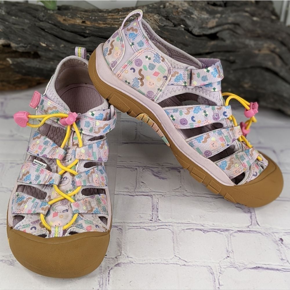 Keen Newport H2 Water Friendly Sandal In Tiny Candy